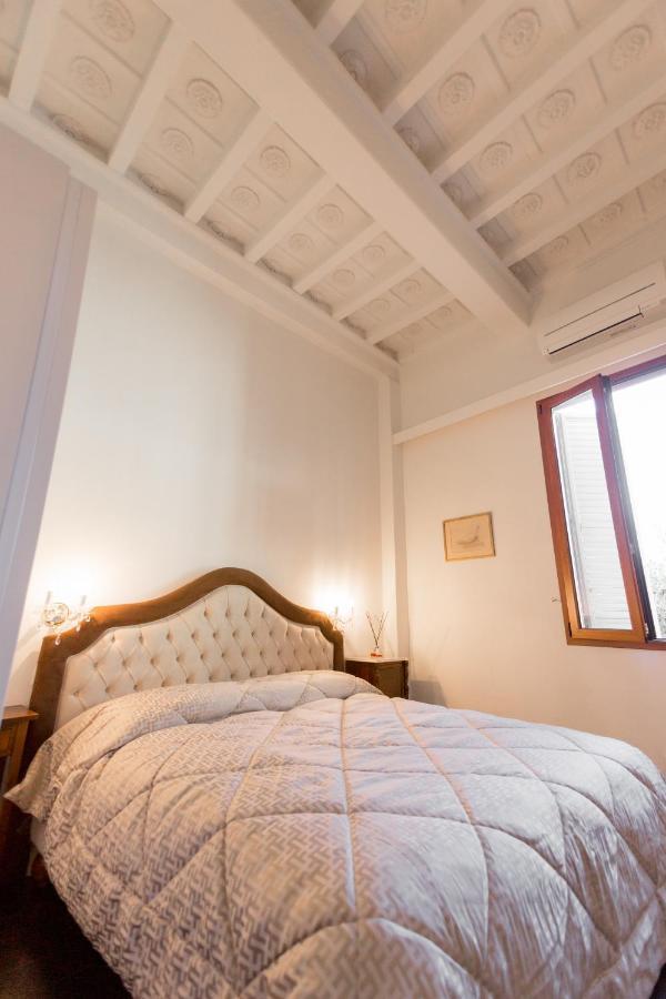 Borgo Pinti Suites Le Stanze Dei Nobili Florence Exterior photo